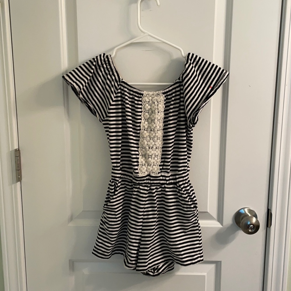 Kidpik striped romper with pockets size 7/8